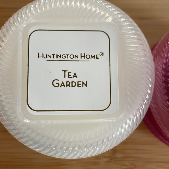 Huntington Home Macaron Candle Soy blend Tea Garden Salted Almond Raspberry Rose - Picture 6 of 13